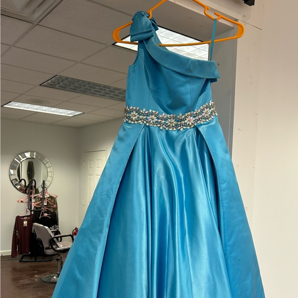 Dandan Li girls pageant dress size 10